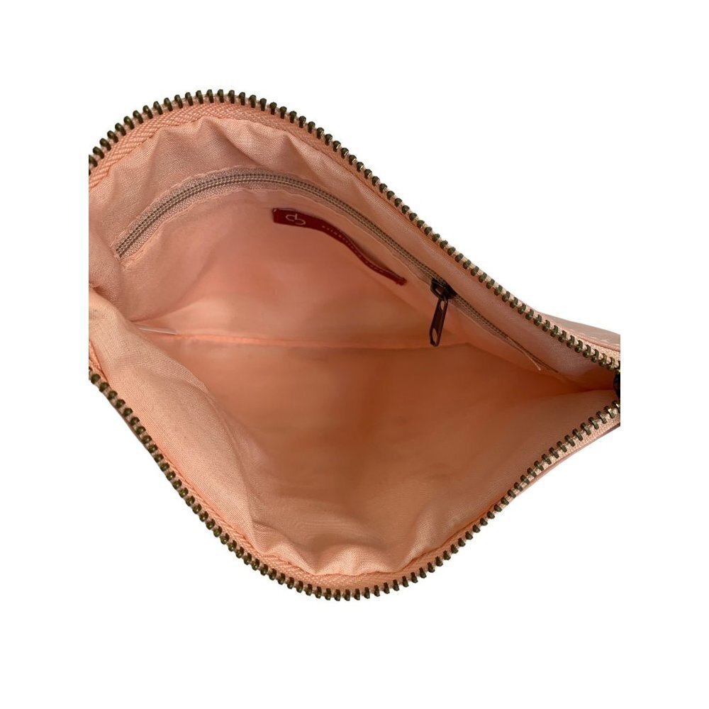 Women's Small Believe Clutch Purse - Picture 3 of 5